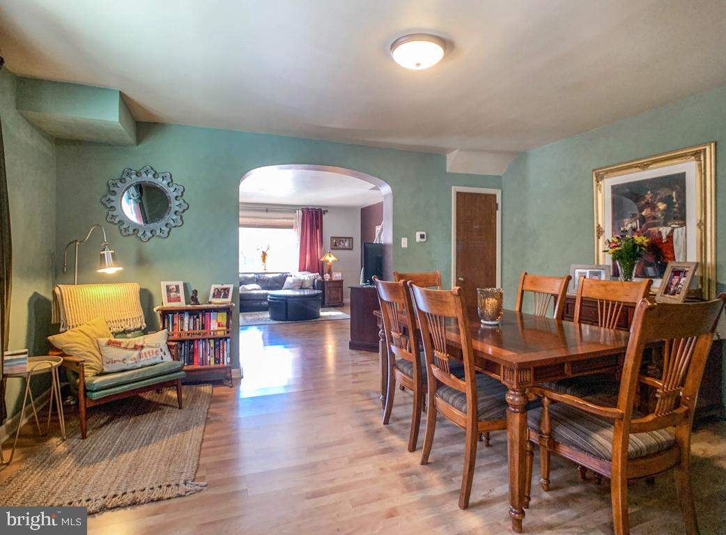 723 Ripley Street Philadelphia, PA 19111 - Photo 11 of 37 Dining Room