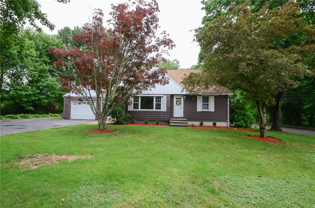 157 Laten Knight Road Cranston, RI 02921 - Photo 2 of 25