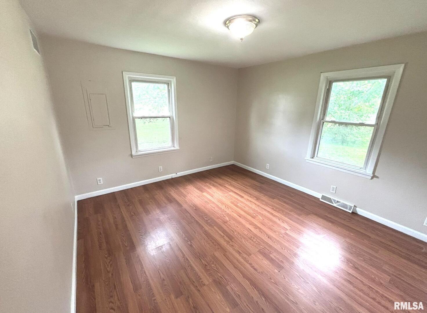 145 Hickory Grove Lane Salem, IL 62881 - Photo 17 of 20