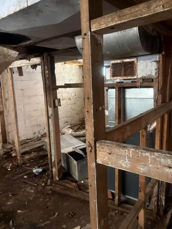 $18,500 | 20137 Helen Street, Detroit, MI 48234