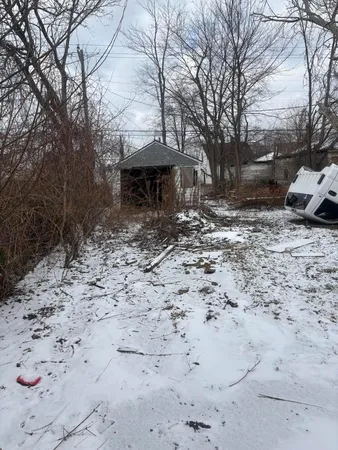 $18,500 | 20137 Helen Street, Detroit, MI 48234