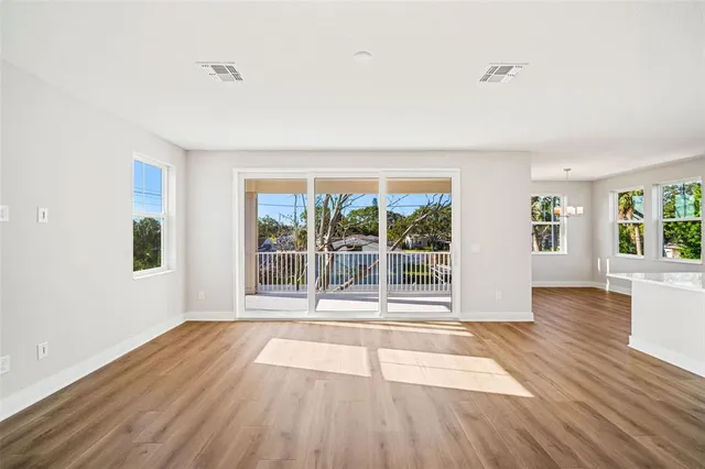 $949,900 | 840 61st Avenue Northeast, St. Petersburg, FL 33703