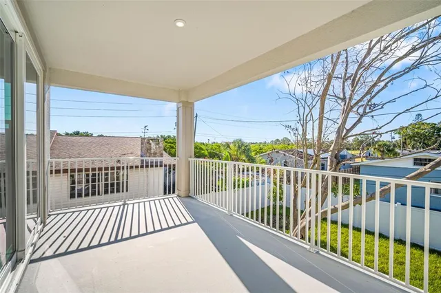 $949,900 | 840 61st Avenue Northeast, St. Petersburg, FL 33703