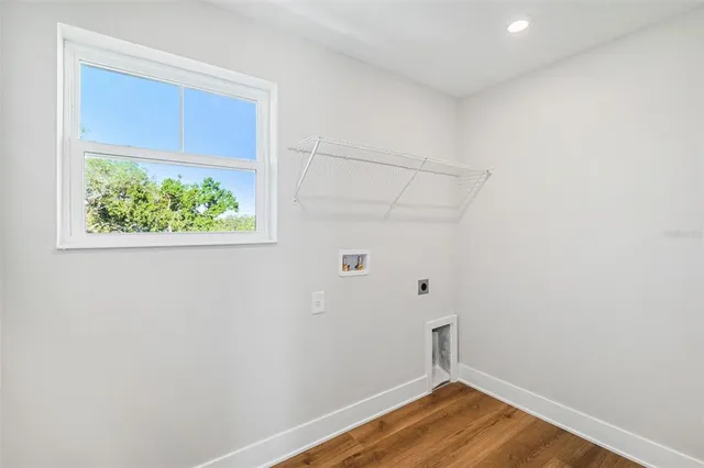 $949,900 | 840 61st Avenue Northeast, St. Petersburg, FL 33703