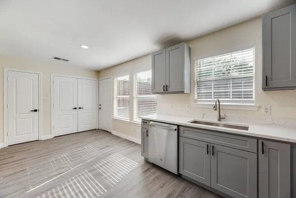 $640,000 | 703 North Tennessee Street, Unit AB, McKinney, TX 75069