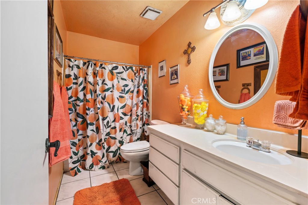 966 West Bohnert Avenue Rialto, CA 92377 - Photo 15 of 38