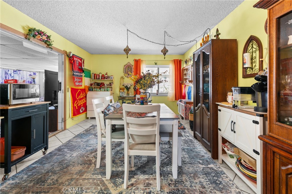 966 West Bohnert Avenue Rialto, CA 92377 - Photo 26 of 38