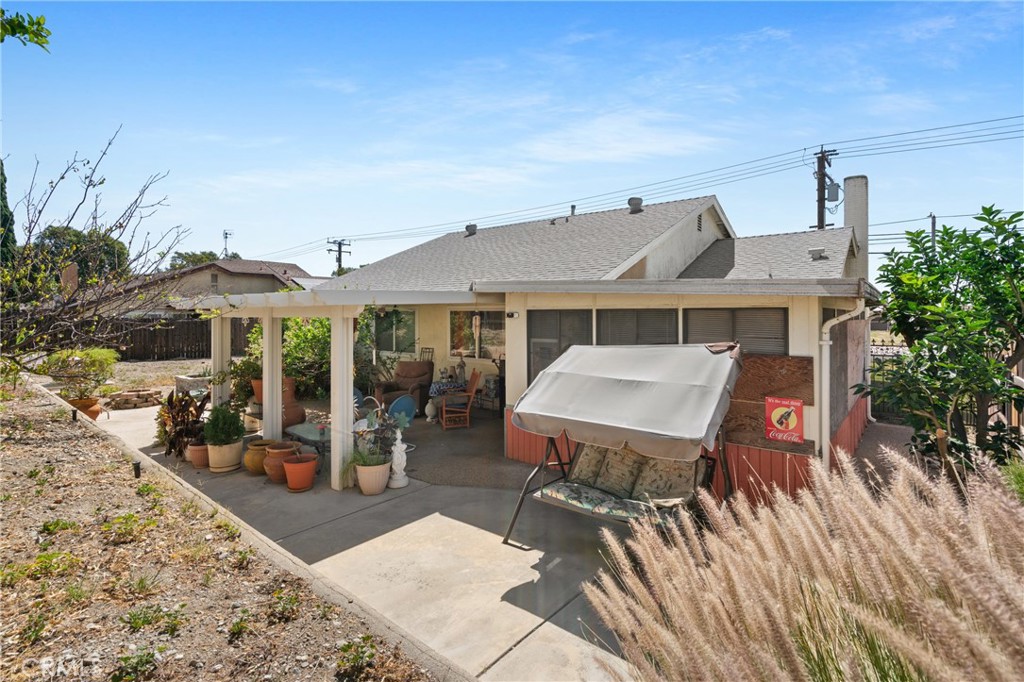 966 West Bohnert Avenue Rialto, CA 92377 - Photo 31 of 38