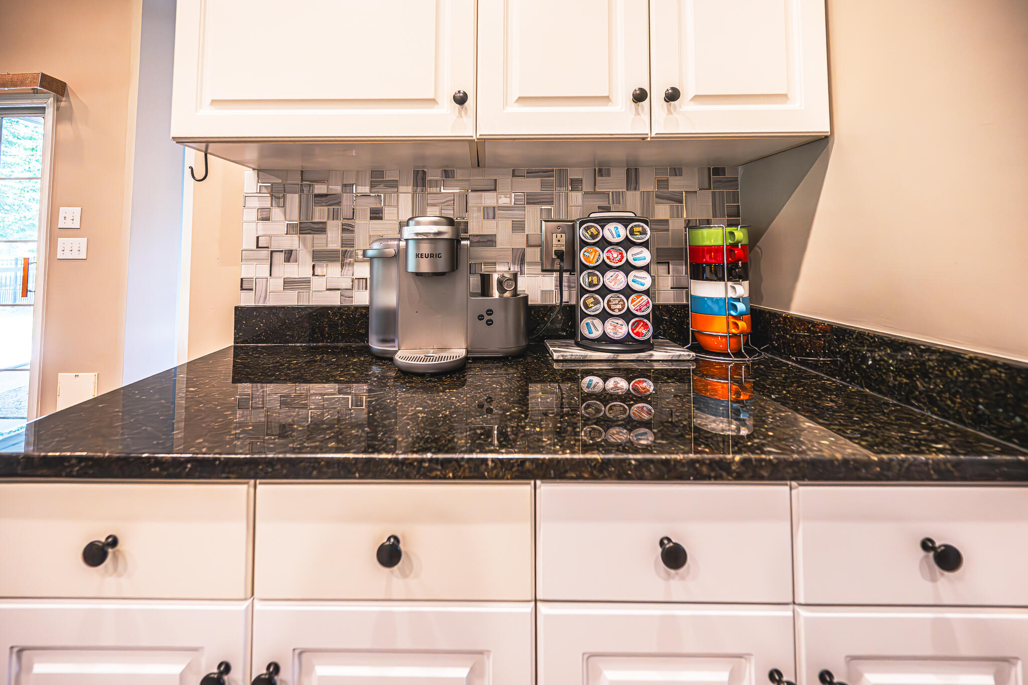 808 Long Drive Road Summerville, SC 29485 - Photo 28 of 44 Custom Backsplash