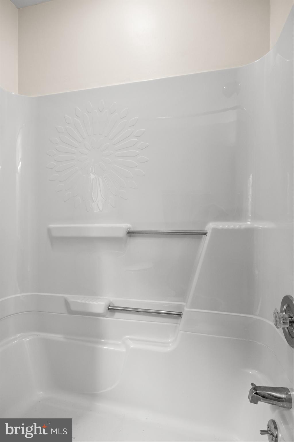 44 Clemson Road Cherry Hill, NJ 08034 - Photo 31 of 51 Guest bathroom tub & shower
