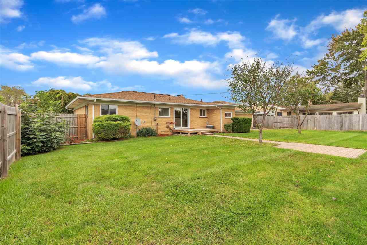41655 Utica Road Sterling Heights, MI 48313 - Photo 41 of 43 50058720-40.JPG