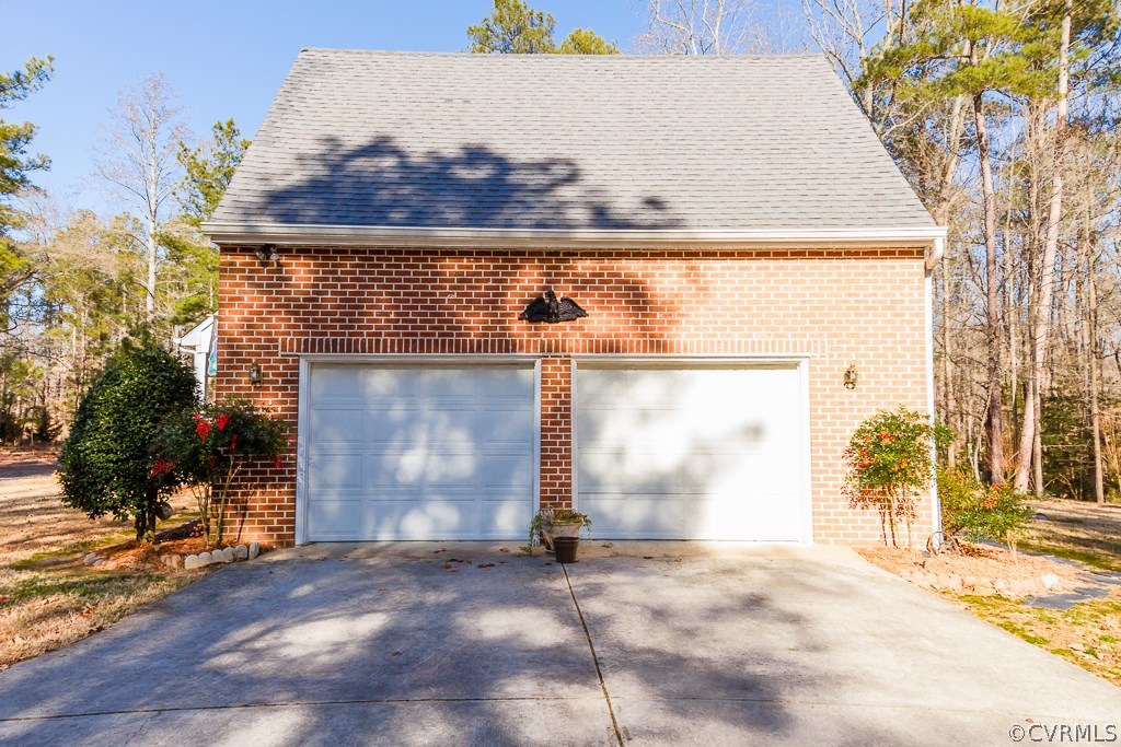 9207 Vaughan Road Petersburg, VA 23805 - Photo 2 of 17 Gallery Image 2