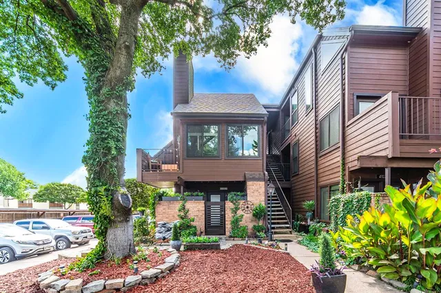 $129,000 | 1704 Baird Farm Circle, Unit 4104, Arlington, TX 76006