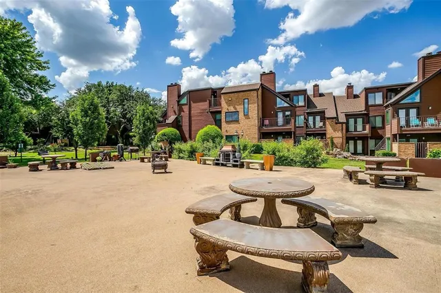 $129,000 | 1704 Baird Farm Circle, Unit 4104, Arlington, TX 76006