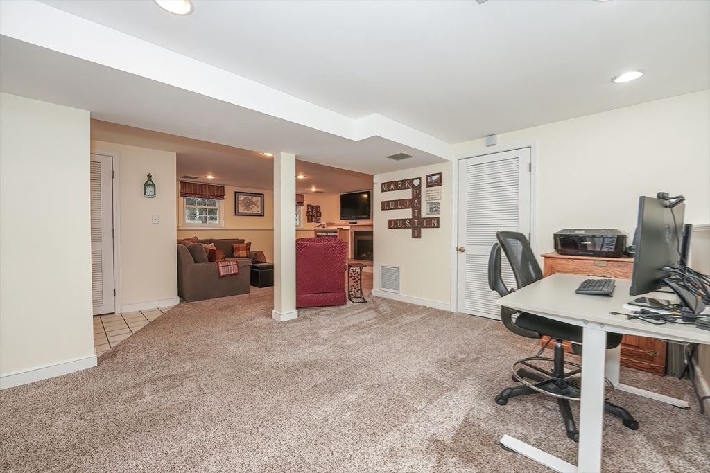 1 Robbern Road Hopkinton, MA 01748 - Photo 27 of 42 Gallery Image 27
