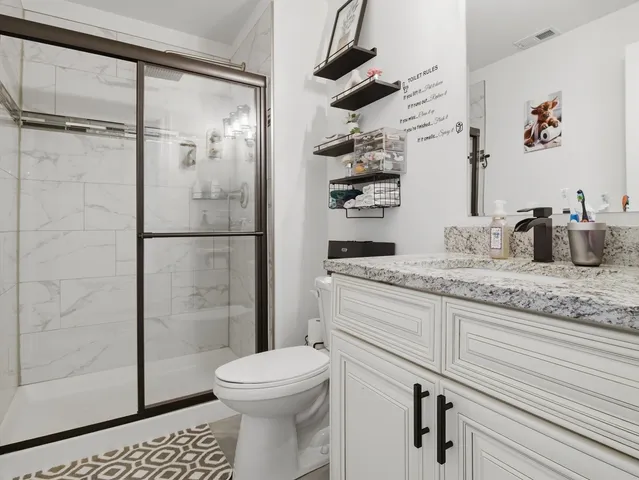 $624,900 | 8566 South 83rd Avenue, Hickory Hills, IL 60457