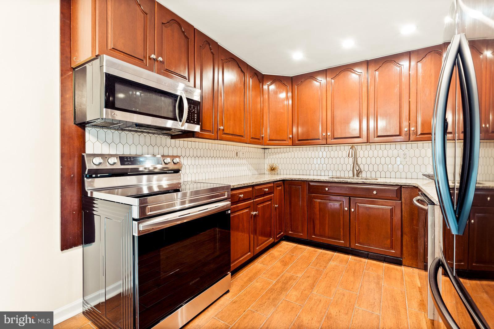 19 Peppermint Road Levittown, PA 19056 - Photo 7 of 30 Gallery Image 7