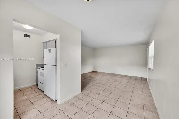$1,950 | 2241 Northwest 59th Terrace, Unit 1, Lauderhill, FL 33313