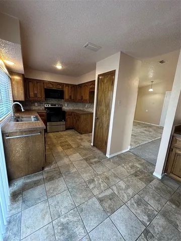 a view of a storage & utility room
