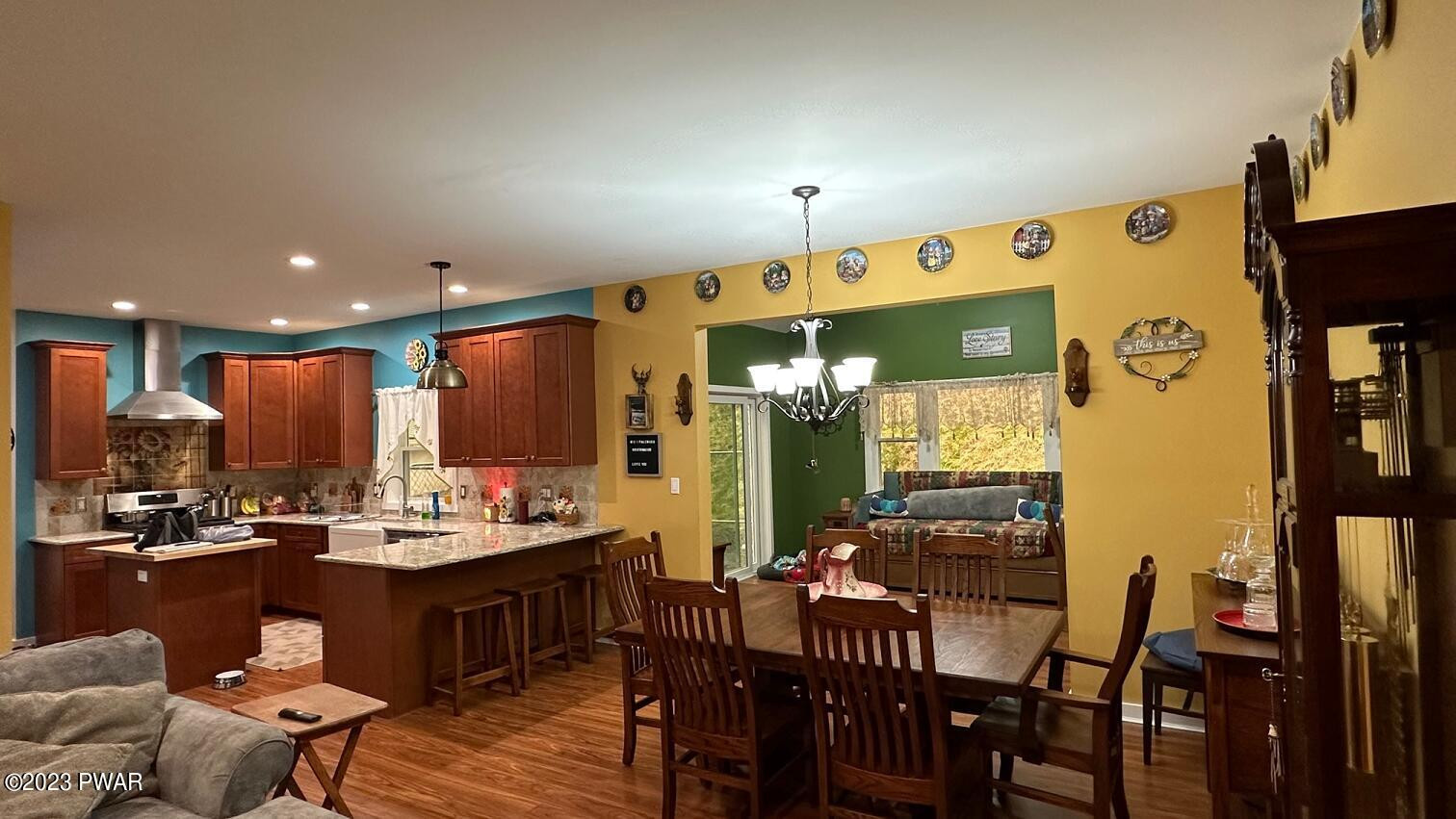 990 Long Ridge Road Hawley, PA 18428 - Photo 14 of 42 Kitchen and dining area