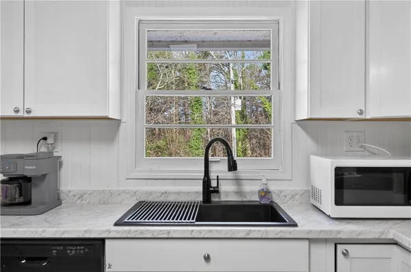 $550,000 | 3460 Maynard Circle, Gainesville, GA 30506