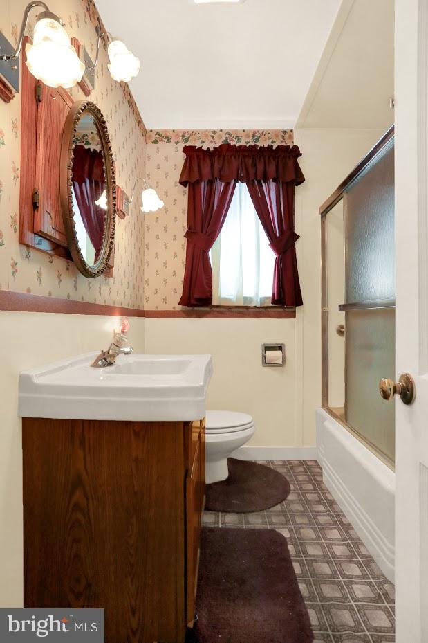 217 Devonshire Road Hagerstown, MD 21740 - Photo 22 of 22 Bath