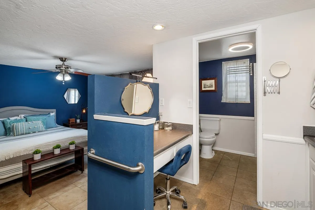 1660 Hawk Ridge Place Escondido, CA 92027 - Photo 21 of 31 Gallery Image 21