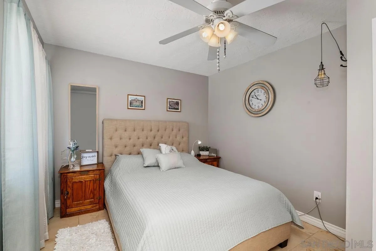 1660 Hawk Ridge Place Escondido, CA 92027 - Photo 26 of 31 Gallery Image 26