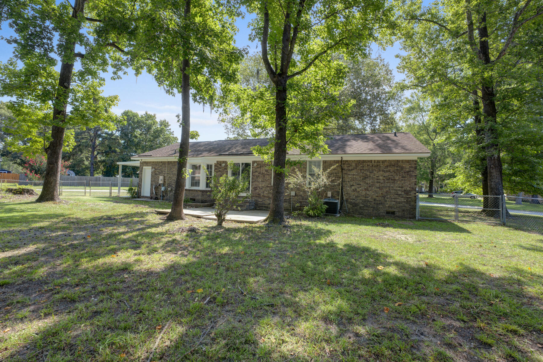 363 Oxford Road Ladson, SC 29456 - Photo 30 of 31 363 Oxford Rd, Ladson SC (30)
