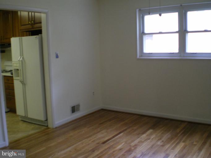 4231 Isbell Street Silver Spring, MD 20906 - Photo 4 of 7 Dining Room 1
