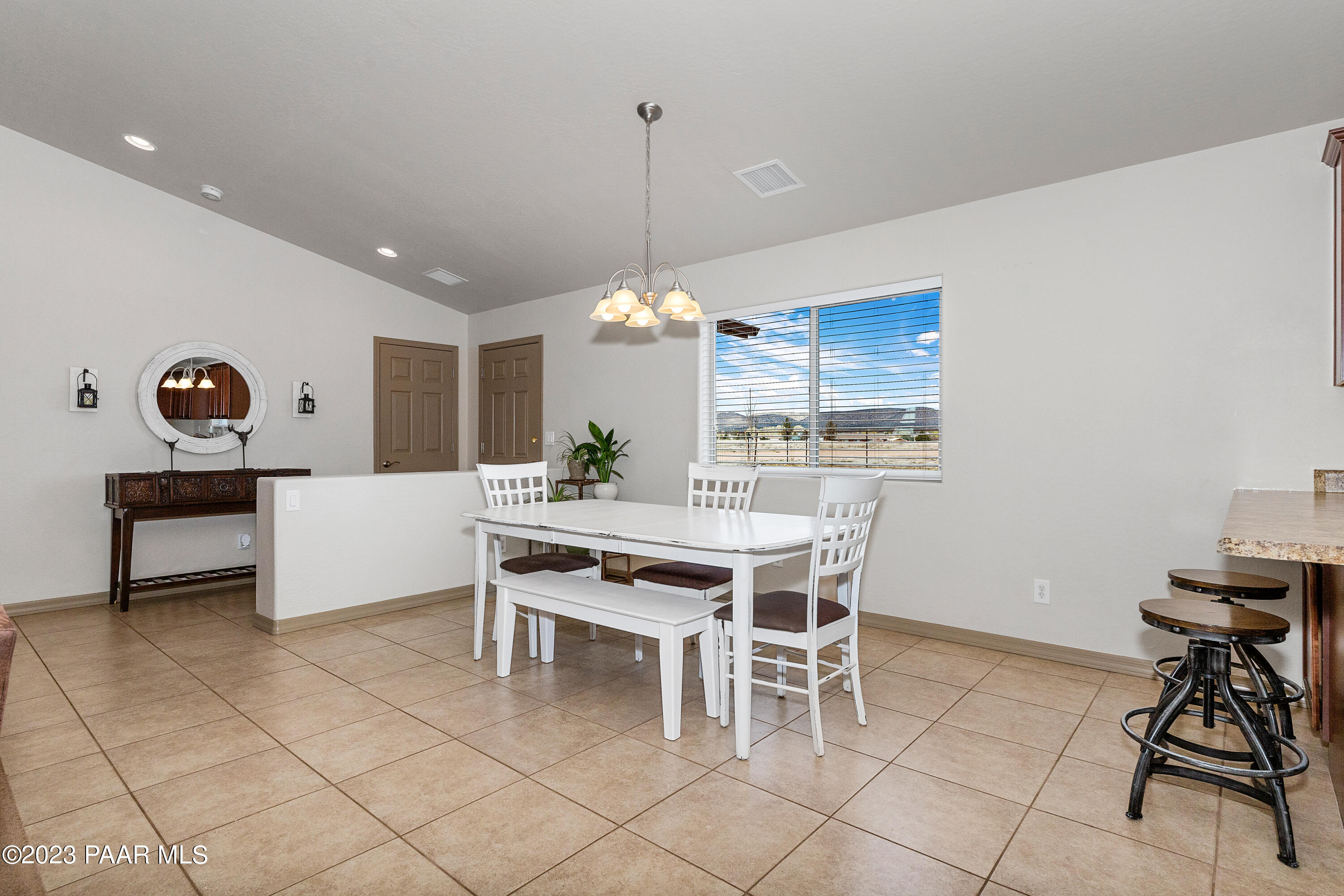 1475 Saddle Road Paulden, AZ 86334 - Photo 8 of 25