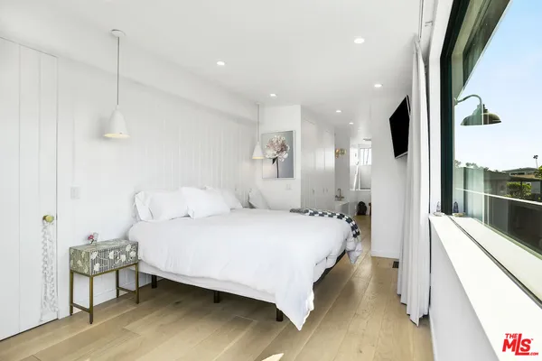 $12,500 | 29500 Heathercliff Road, Unit 212, Malibu, CA 90265