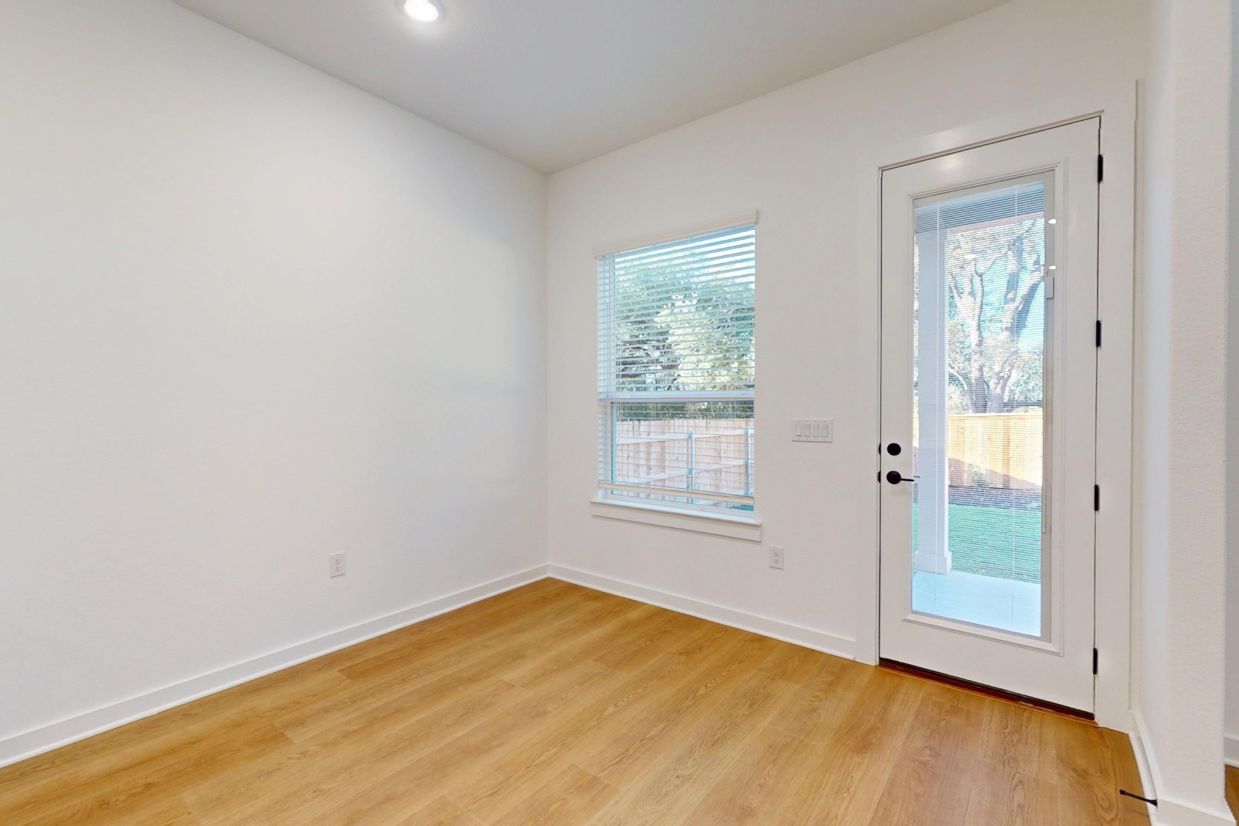 3613 Helena Way Leander, TX 78641 - Photo 10 of 27 an empty room with a window