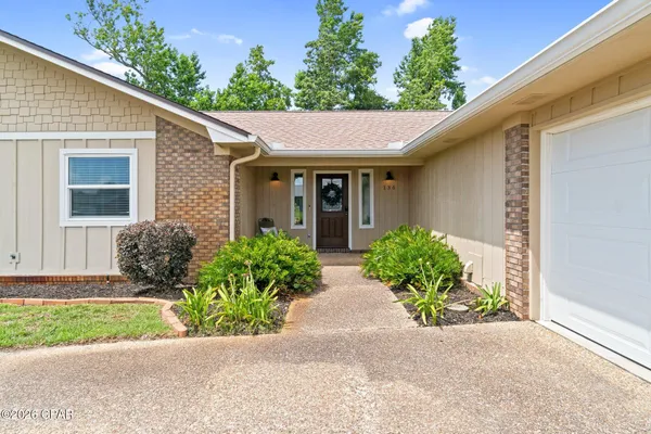 $2,650 | 136 Derby Woods Drive, Lynn Haven, FL 32444