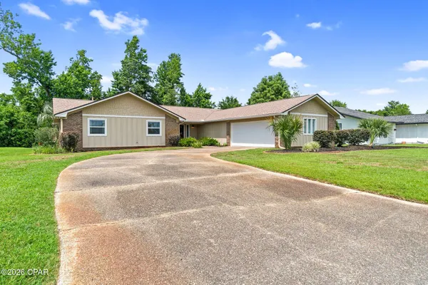 $2,650 | 136 Derby Woods Drive, Lynn Haven, FL 32444