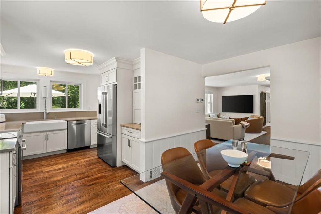 822 First Parish Road Scituate, MA 02066 - Photo 24 of 32