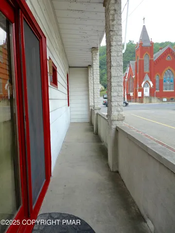 $179,000 | 338 East Centre Street, Mahanoy City, PA 17948