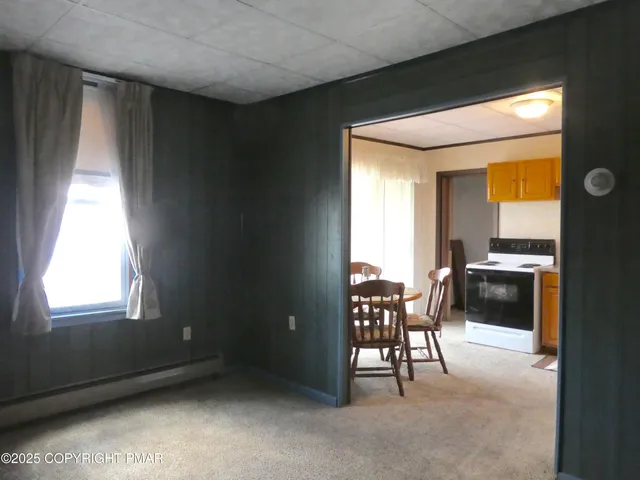 $179,000 | 338 East Centre Street, Mahanoy City, PA 17948