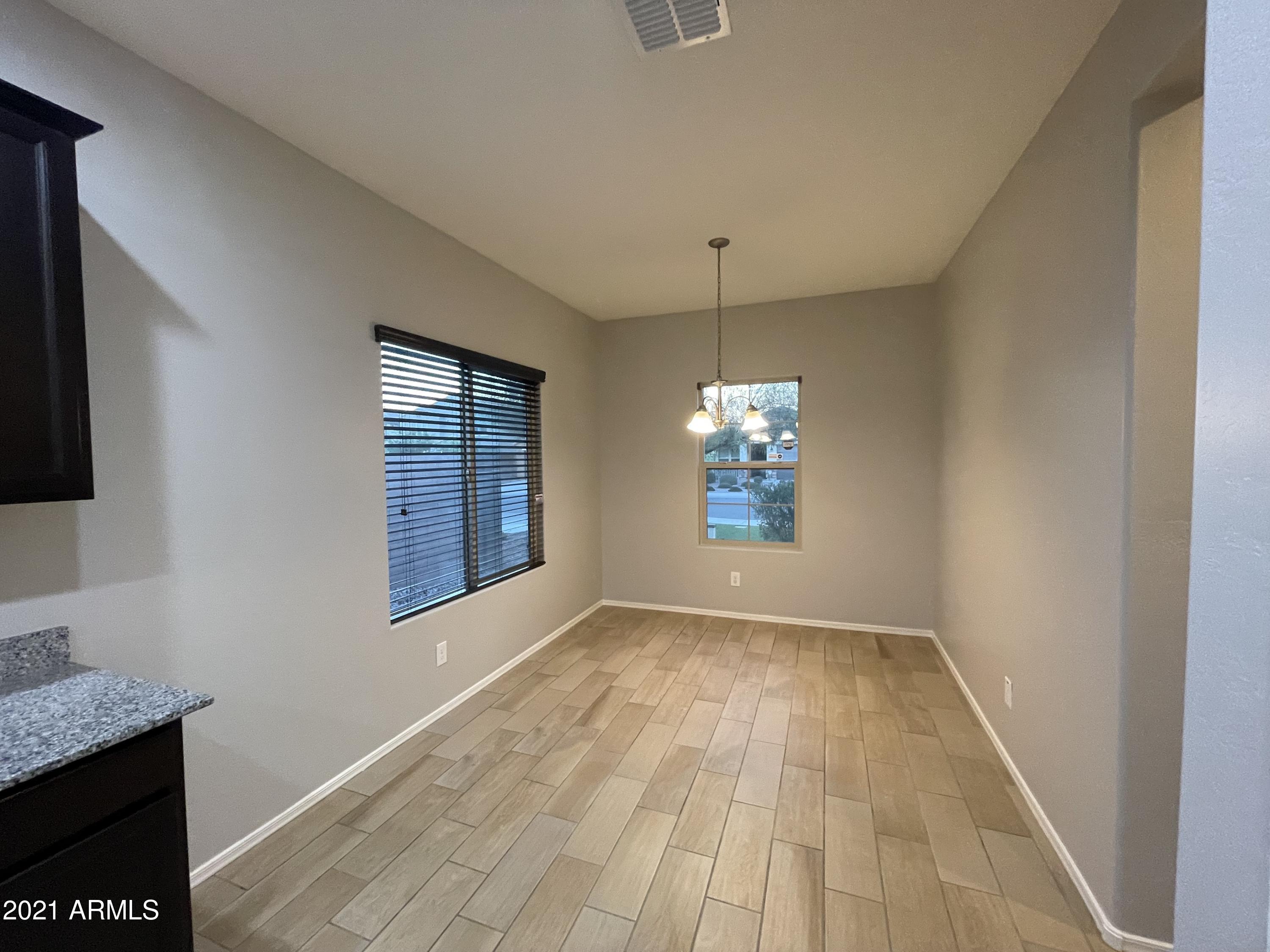 2649 East Gillcrest Road Gilbert, AZ 85298 - Photo 17 of 50 Breakfast Room