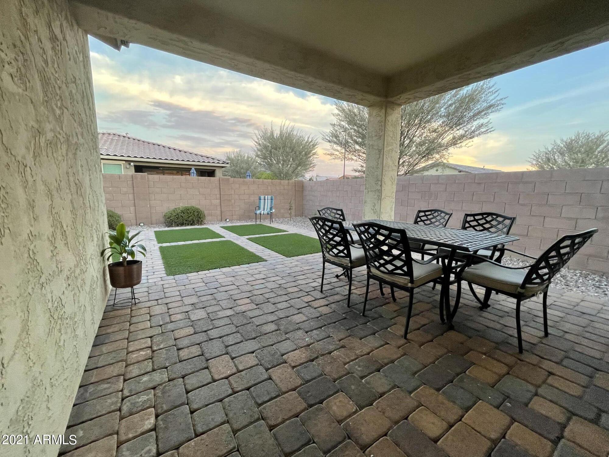 2649 East Gillcrest Road Gilbert, AZ 85298 - Photo 48 of 50 Covdred Patio