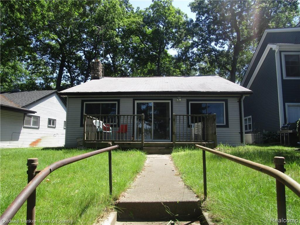 exterior9.JPG