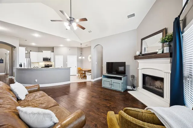 $400,000 | 4304 Milrany Lane, Melissa, TX 75454