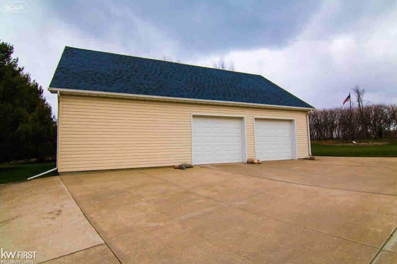 8348 Washburn Road Goodrich, MI 48438 - Photo 59 of 65 21132906-58.JPG