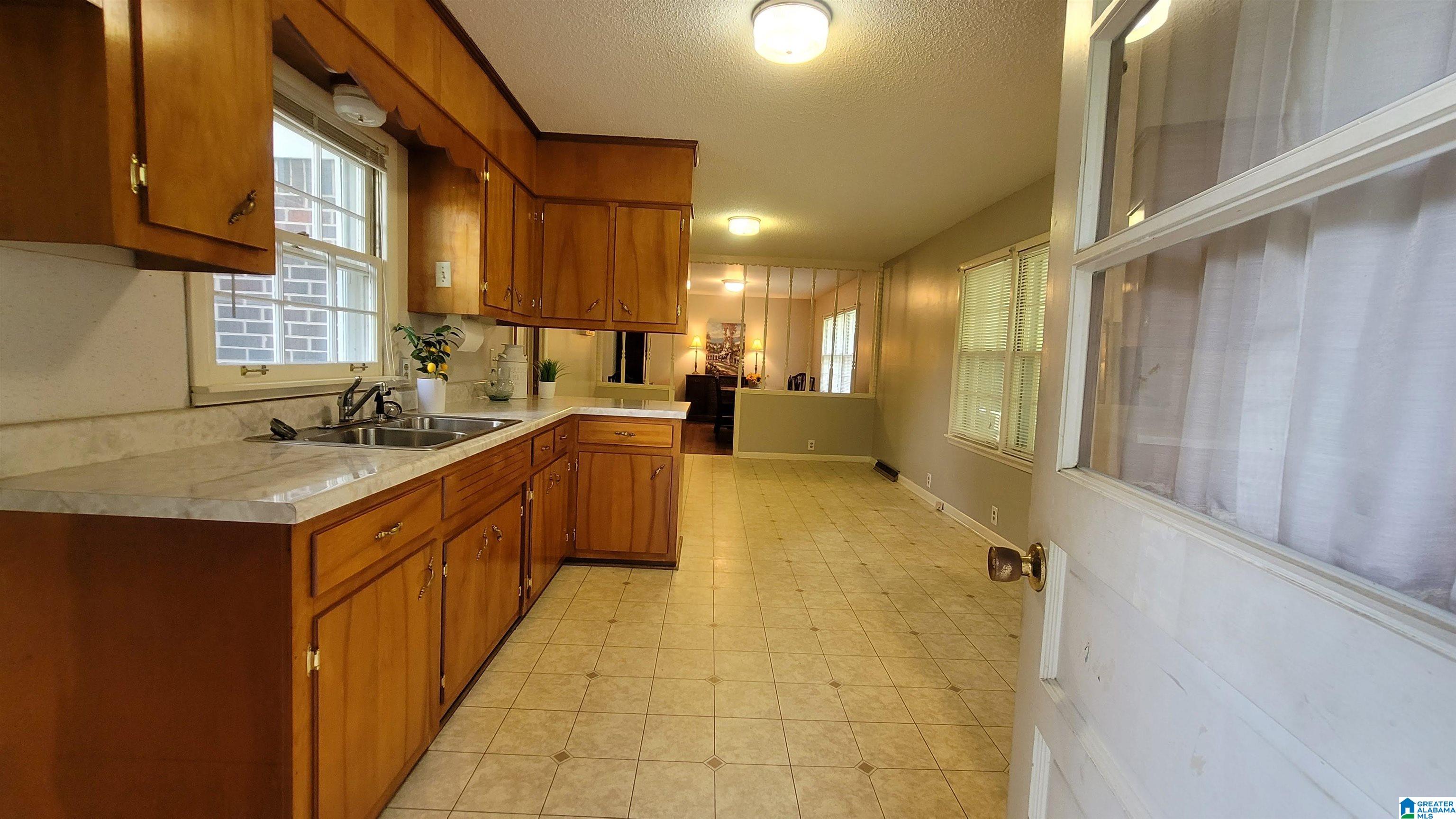 911 Arkadelphia Road Warrior, AL 35180 - Photo 21 of 49