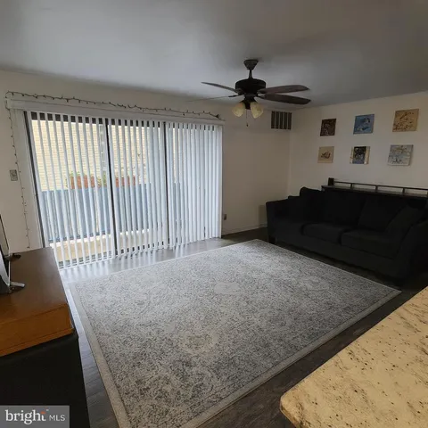 $1,850 | 407 Harrier Row, Marlton, NJ 08053