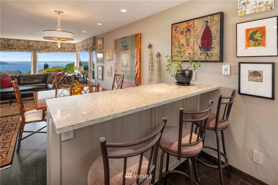 3920 Southwest 109th Street Seattle, WA 98146 - Photo 9 of 14 Gallery Image 9