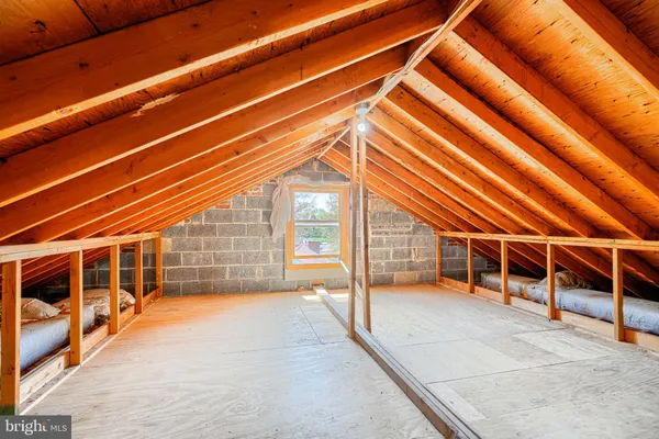 $675,000 | 6510 Horseshoe Road, Clinton, MD 20735