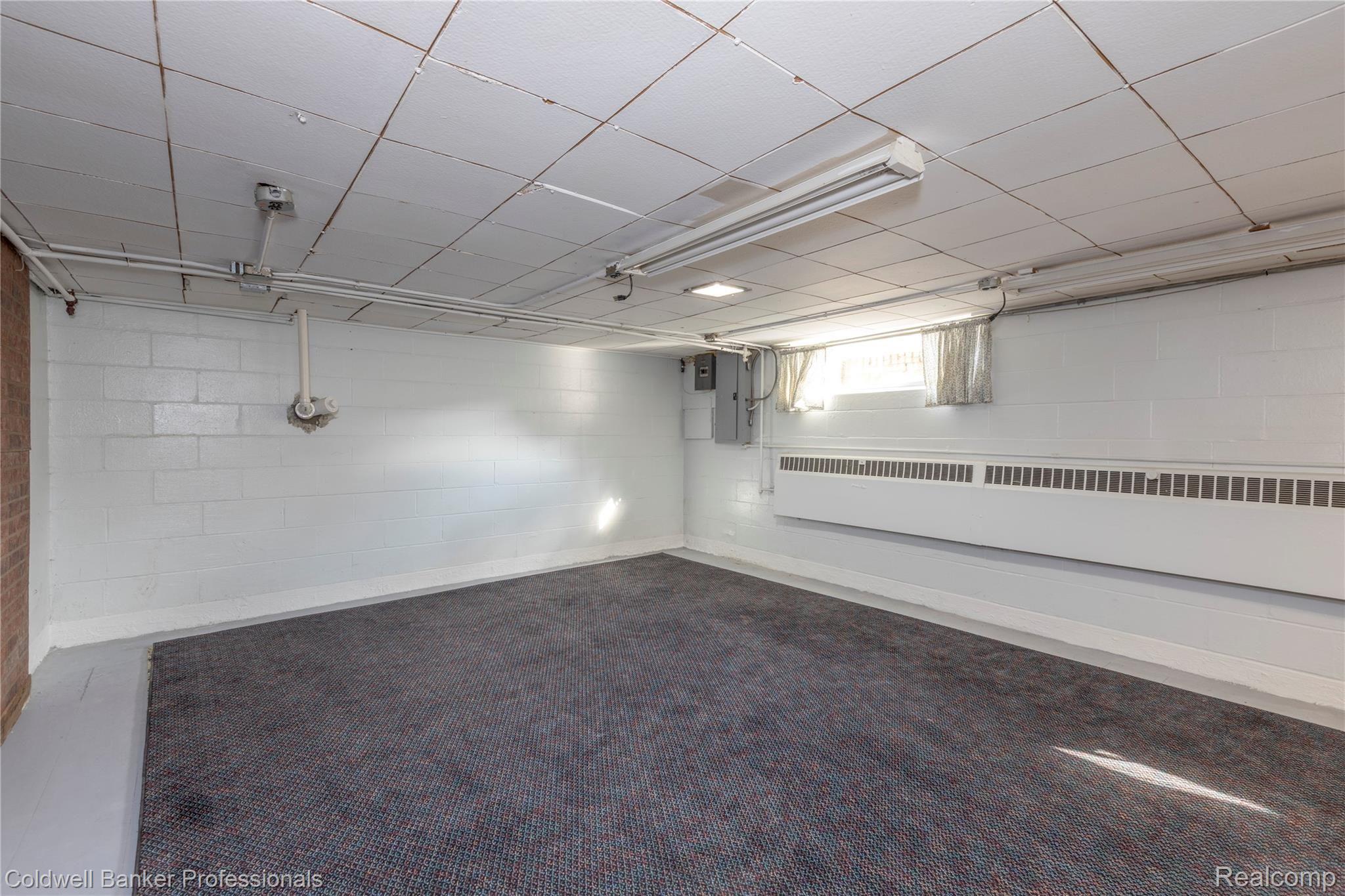 5849 Shattuck Road Saginaw, MI 48603 - Photo 27 of 41 0R5A7120.jpg