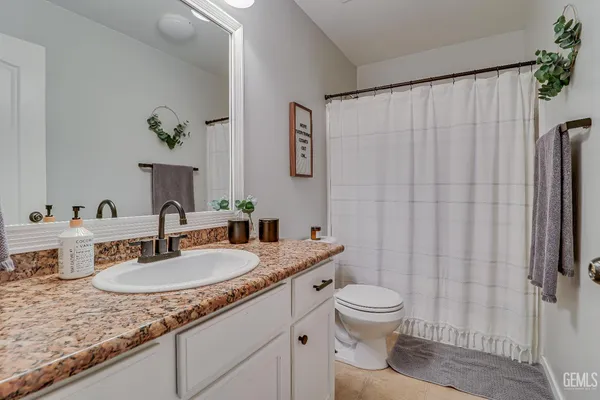 $399,900 | Undisclosed Address, Bakersfield, CA 93312
