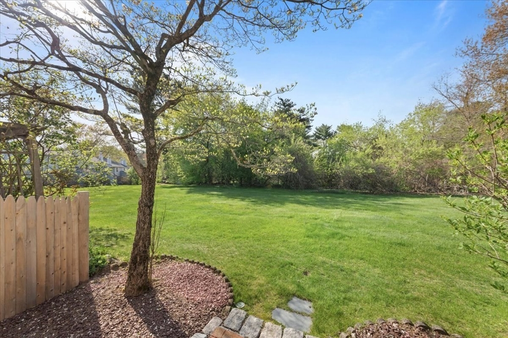 4 Apple Tree Hill Road, Unit 4 Hopkinton, MA 01748 - Photo 21 of 24 Gallery Image 21